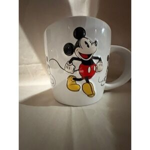 Disney Mickey Mouse Ceramic Coffe Mug Vintage Style Clack White Red 3D